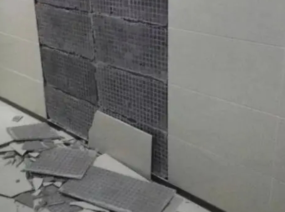 沧源瓷砖空鼓维修公司分享下沧源墙砖松动维修的知识